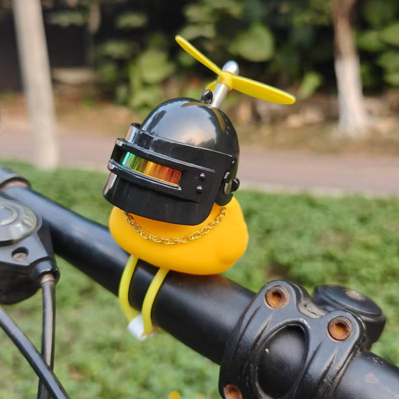 Urocza gumowa kaczka na kierow – Yellow Cycling Gear recenzja i cena